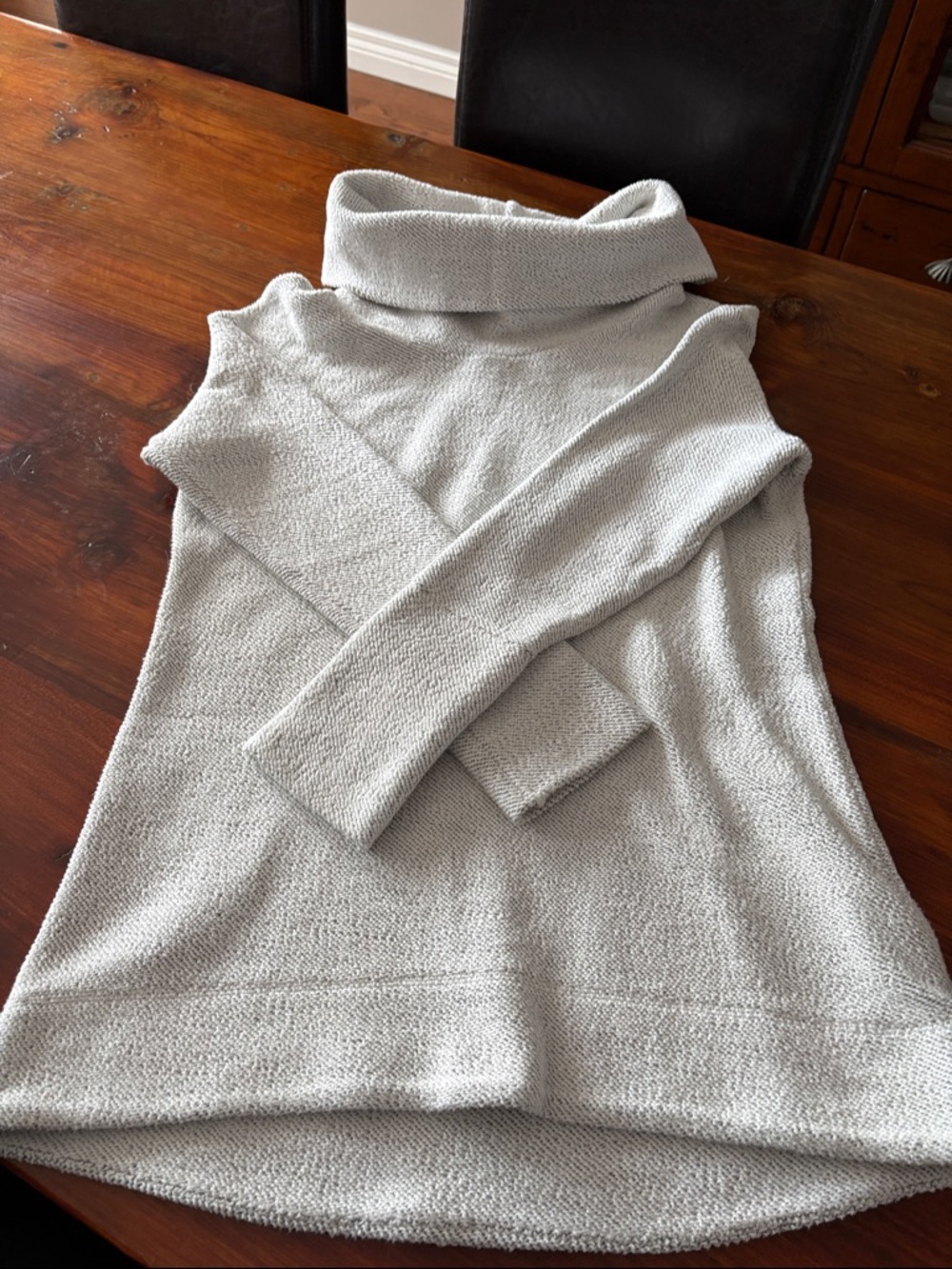 Cozy Women's Light Gray Turtleneck Sweater